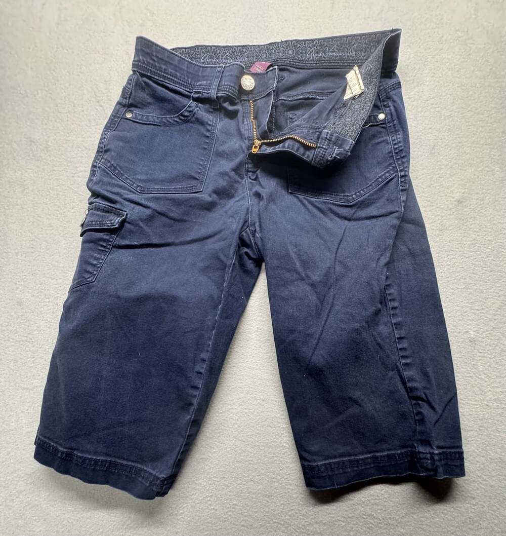 Gloria Vanderbilt Cargo Shorts Blue Size 4